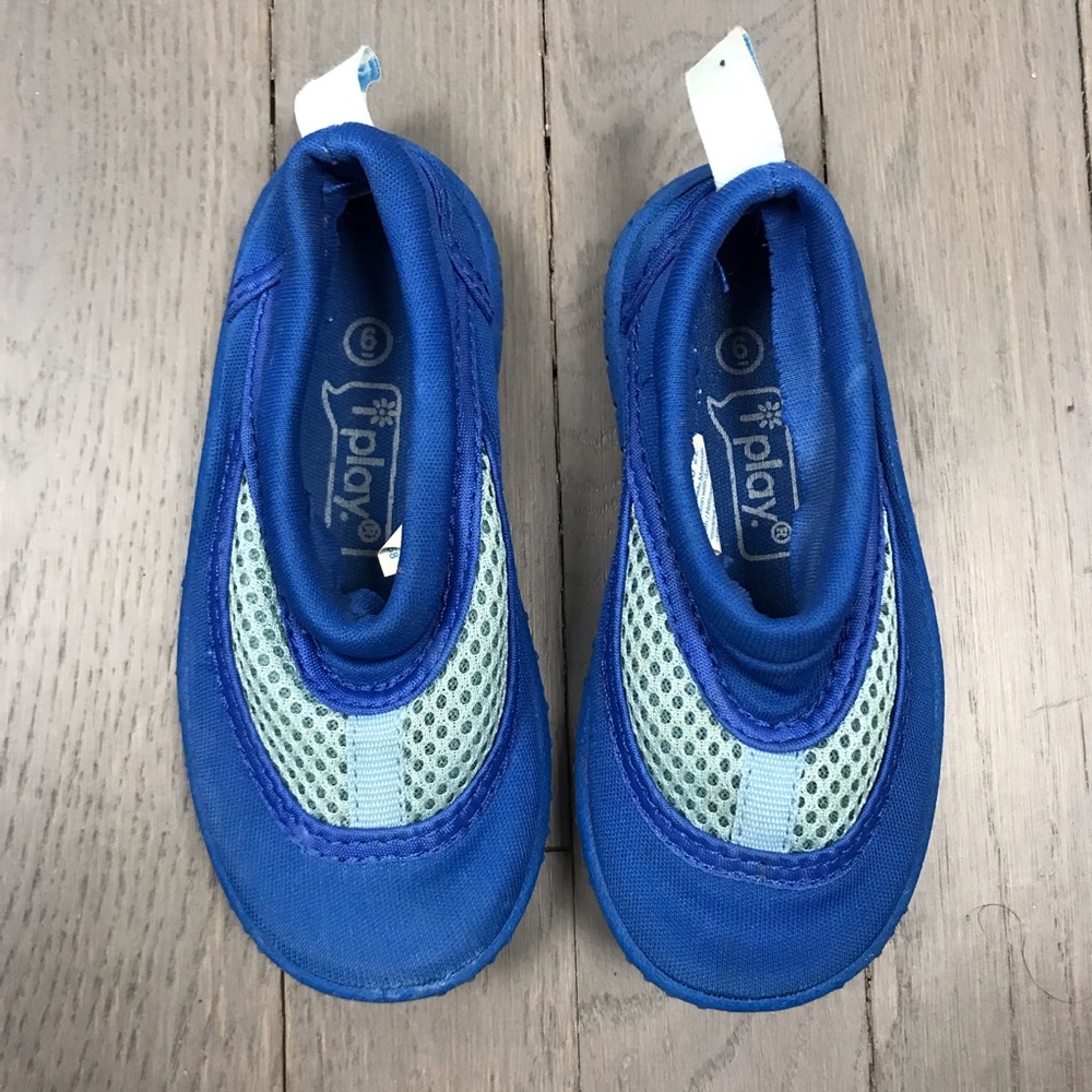 iplay. Boys Kids 6 Blue Beach No Slip Water Shoes
